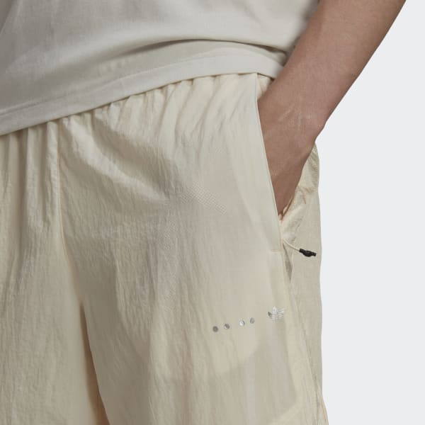 Beige Reveal Material Mix Trainingshose TK487