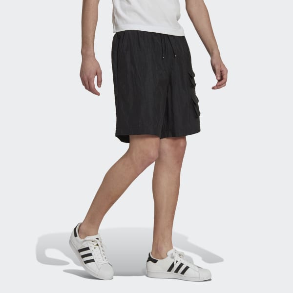 Svart Reveal Material Mix Shorts QC186