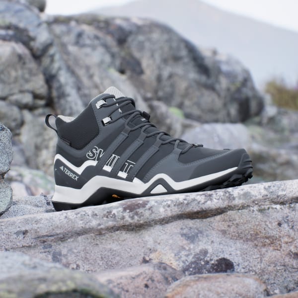 Black Terrex Swift R2 Mid GORE-TEX Hiking Shoes