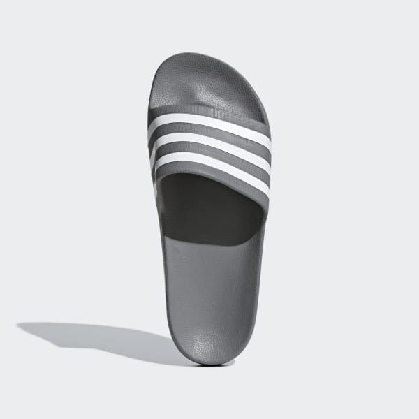 Abu-abu Slides Adilette Aqua