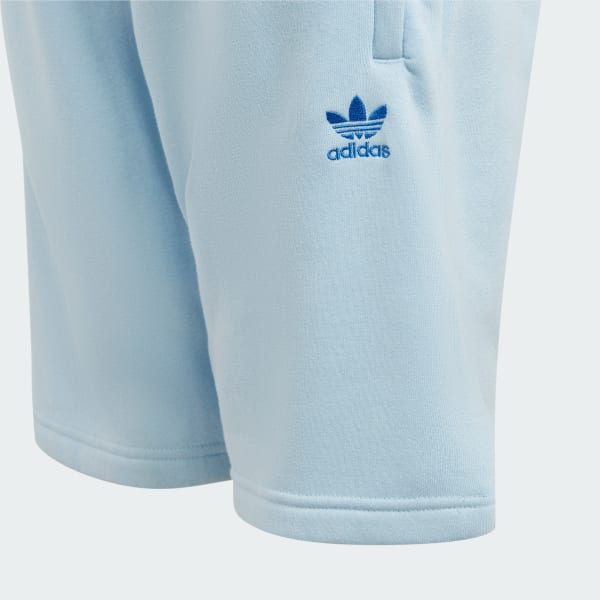 สีน้ำเงิน กางเกงขาสั้น Adicolor