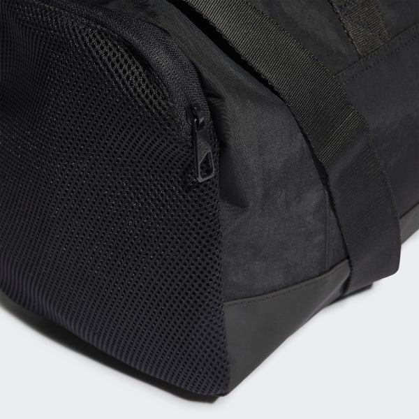 สีดำ กระเป๋าดัฟเฟิล 4ATHLTS ขนาดกลาง F6977