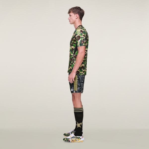 ウェア adidas x A BATHING APE BAPE FB SHORTS Buy adidas Originals x Bape FB Short in camouflage | KB2205 at solebox