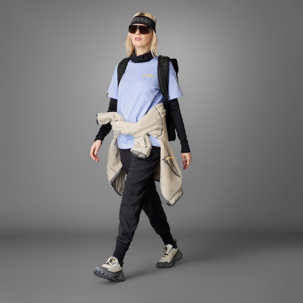 Blue ©National Geographic Graphics Short Sleeve Tee (Gender Neutral)