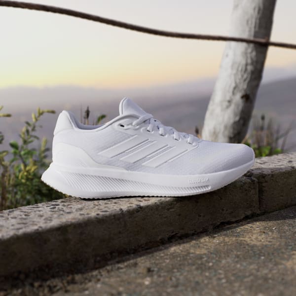 Adidas on the run on sale
