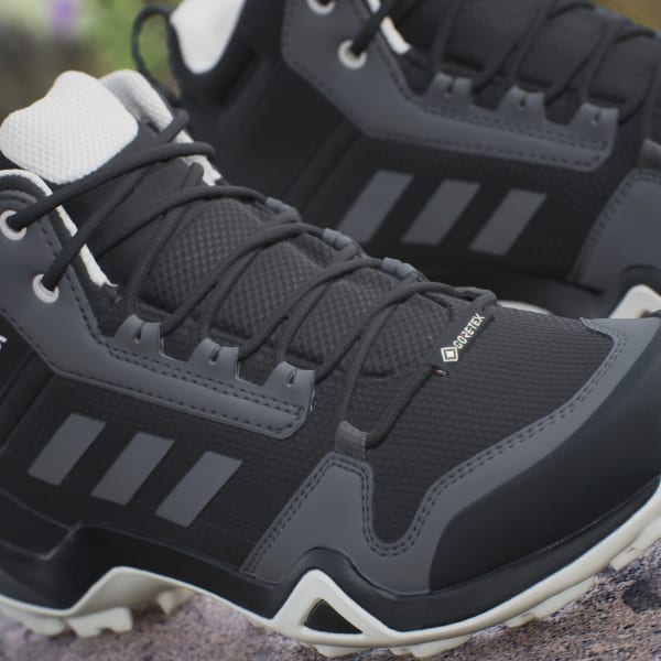 Adidas gore tex surround outlet