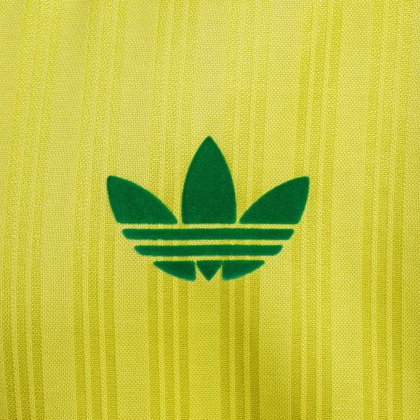 สีเหลือง เสื้อผู้รักษาประตูคอปก