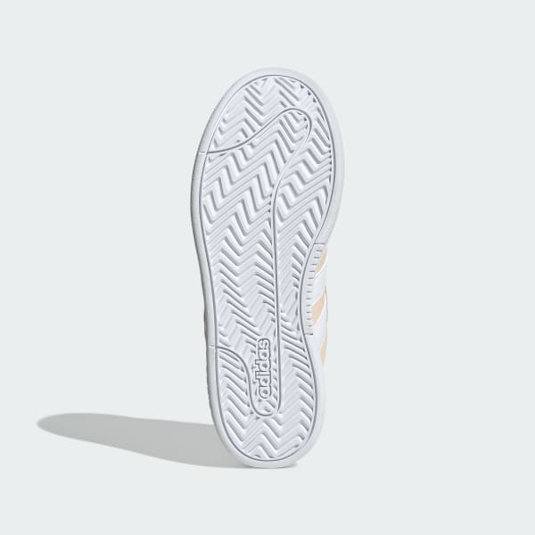 Weiss Grand Court Alpha Schuh