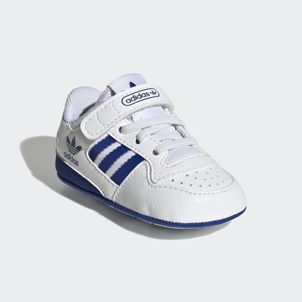 Baby boy white adidas trainers clearance