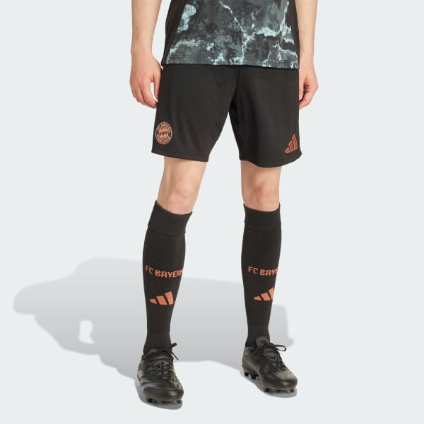 Czerń Szorty FC Bayern 24/25 Away