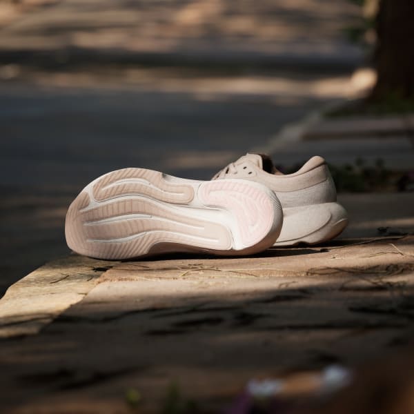 Cokelat Sepatu Running Supernova Rise 3