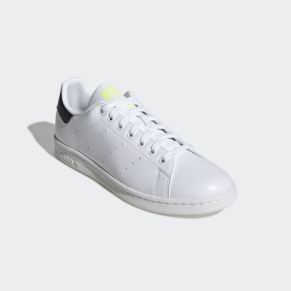 all white adidas stan smith mens