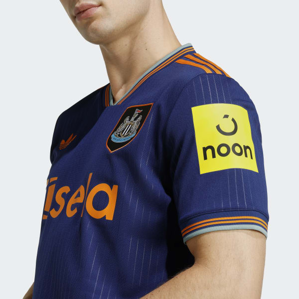 Newcastle_United_FC_25-