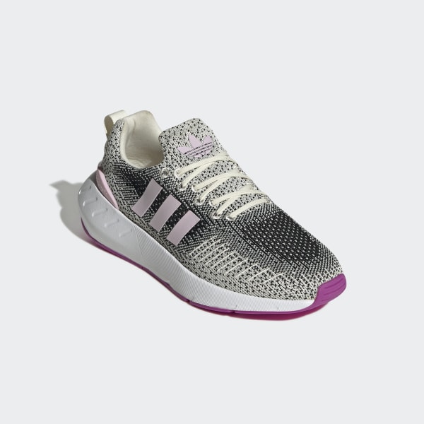 Branco Sapatilhas Swift Run 22