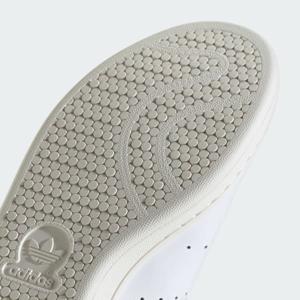 新品✨adidas ZG23 ベント27.5 エアフォース 1 白 スタンスミス 新品✨adidas ZG23 ベント27.5 エアフォース 1 白 スタンスミス