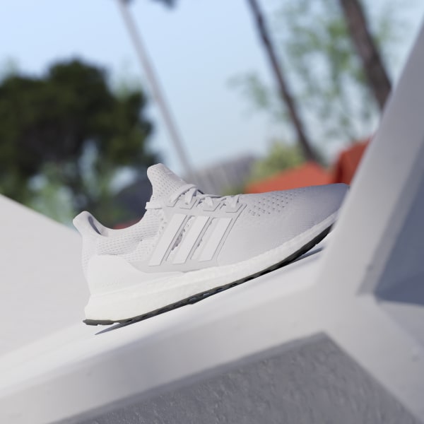 adidas - adidas ULTRA BOOST アディダス ウルトラ ブースト1回着用のみ 国内7月21日発売予定】 アディダス ウルトラブースト