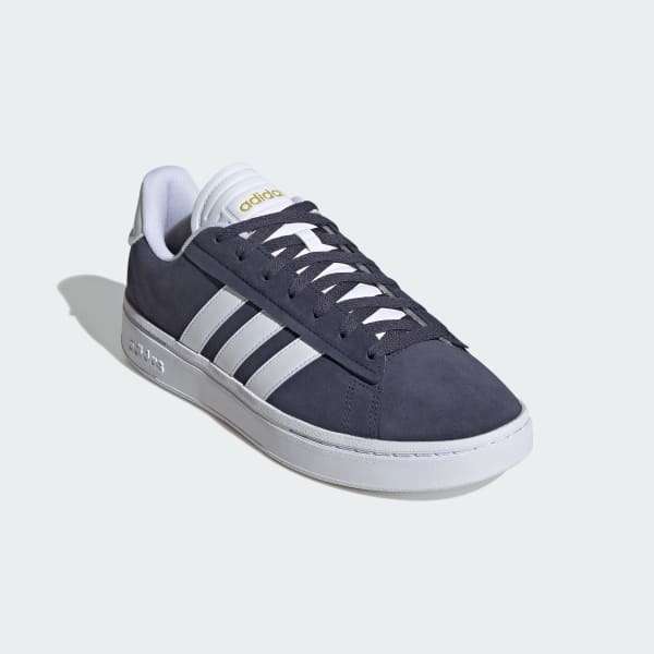 Bla Grand Court Alpha Skor