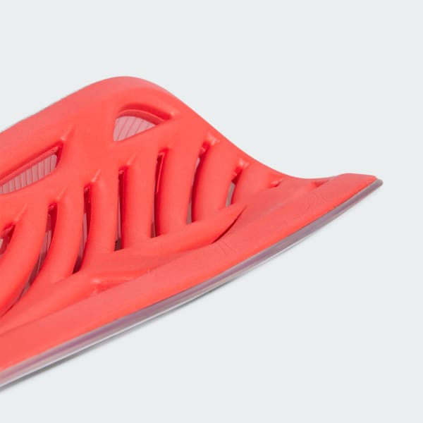 Red Tiro League Shin Guards