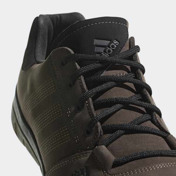 adidas nmd bruin