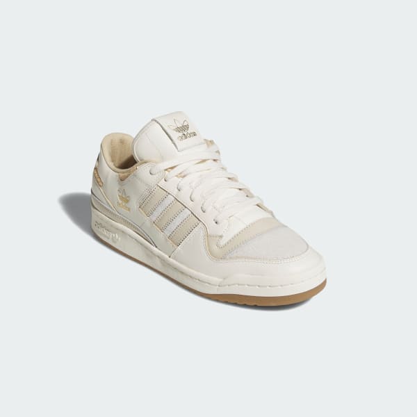 White FORUM 84 LOW CL SHOES