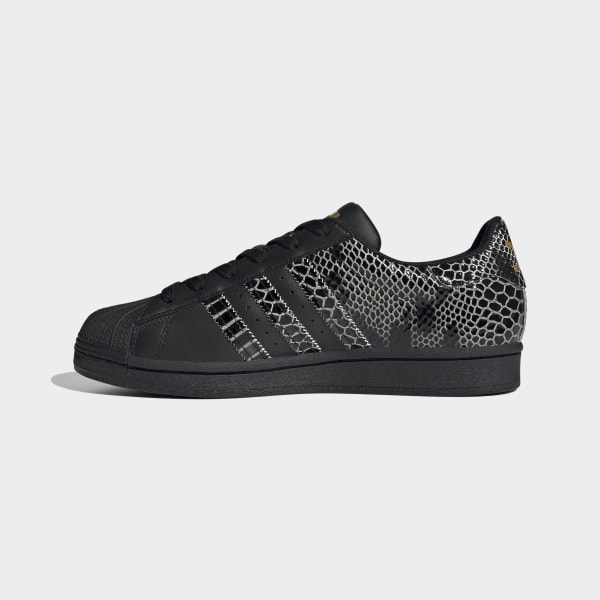 adidas core black superstar