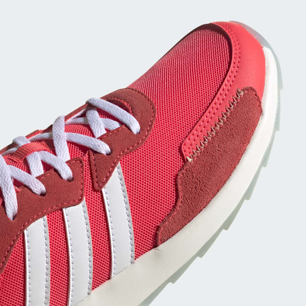 adidas women's retrorun running shoe