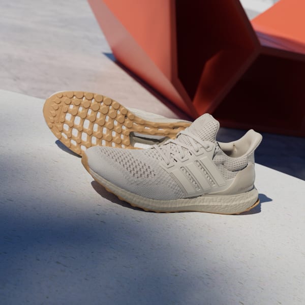 สีเบจ รองเท้า Ultraboost 1.0