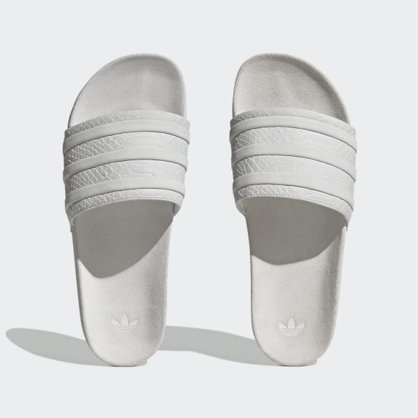 Hvit Adilette Sandaler