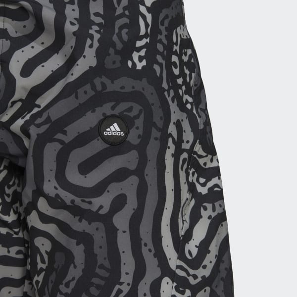Zwart Classic-Length Colour Maze Tech Boardshort
