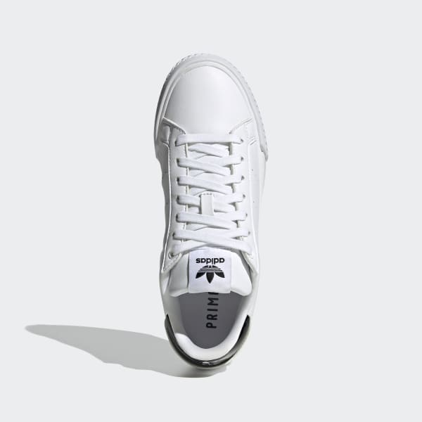 Blanco Tenis Court Tourino