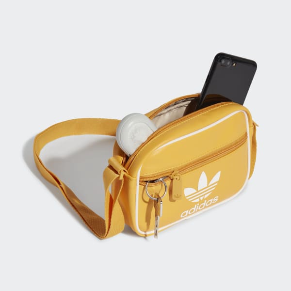 Adidas airliner mini deals