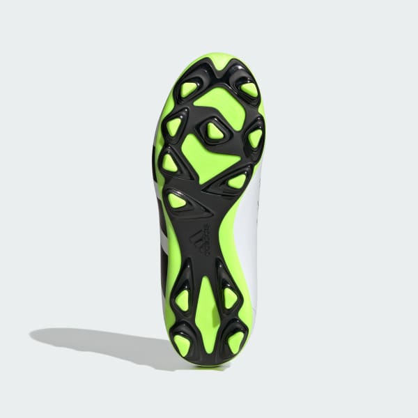 White Predator Accuracy.4 Flexible Ground Boots