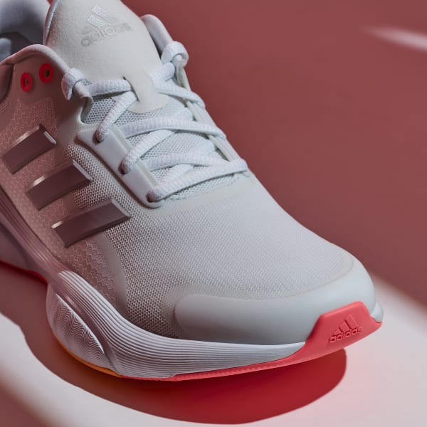 BREATHABLE MESH UPPER