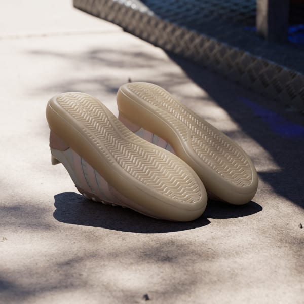 Pink Barreda Decode Shoes