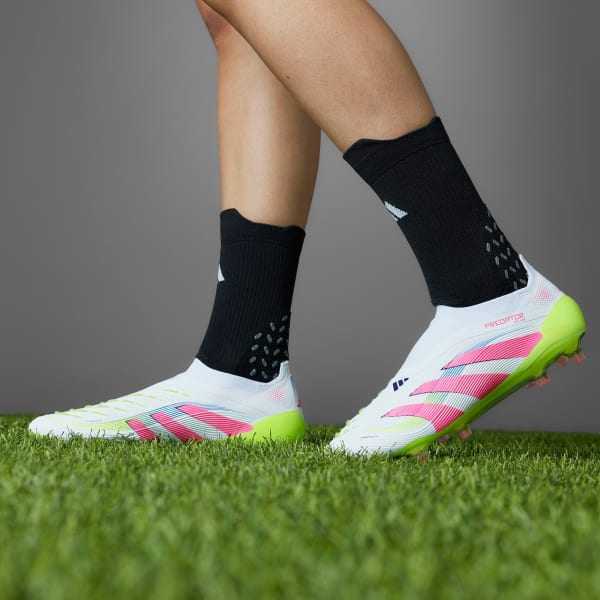 Weiss Predator Elite FG Fußballschuh