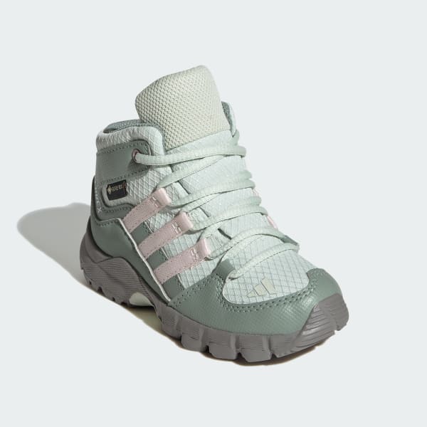 Grun Terrex Mid GORE-TEX Wanderschuh