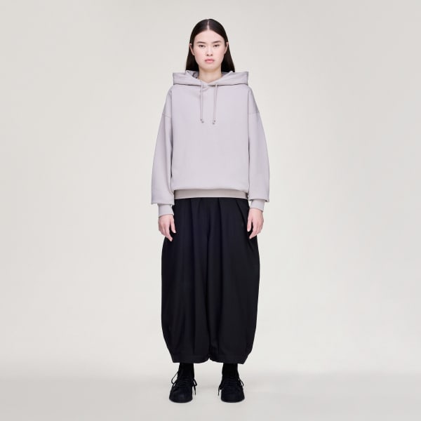 Black W SU CROPPED TP