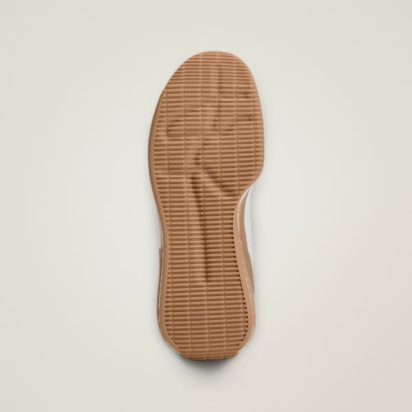 Weiss adidas by Stella McCartney Court Boost Schuh