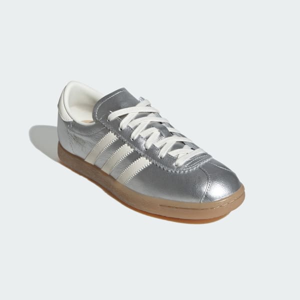 Silver Stadt Shoes