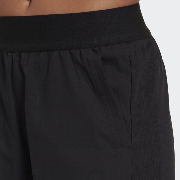 Schwarz Tiro RFTO High-Waisted Shorts P2668