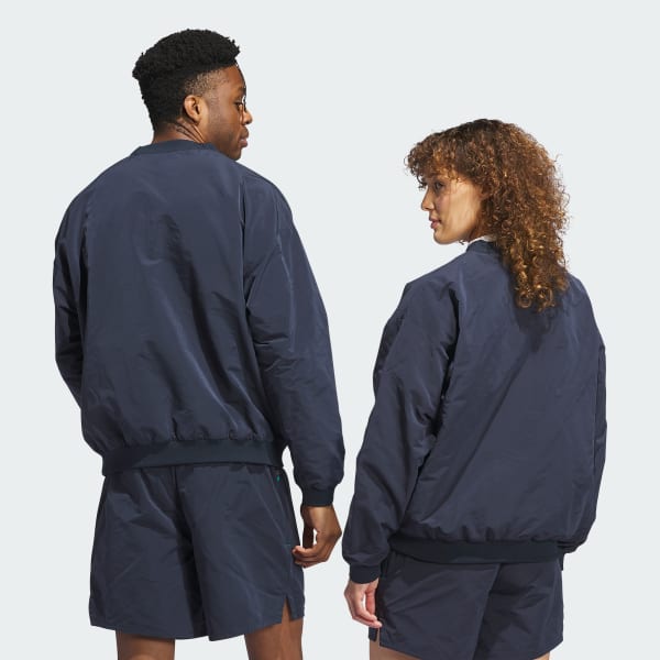 สีน้ำเงิน สเวตเตอร์คอกลมผ้าทอ adidas Basketball