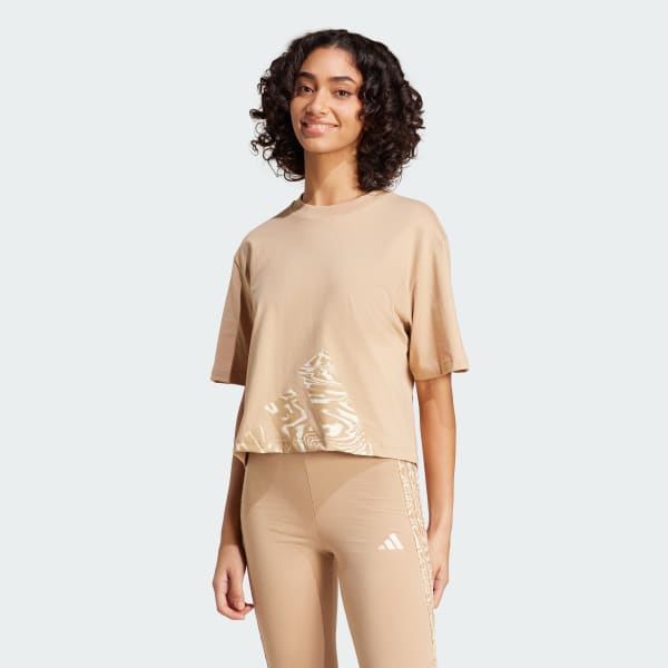 สีน้ำตาล เสื้อยืดบอยเฟรนด์ Essentials Seasonals Animal Big Logo