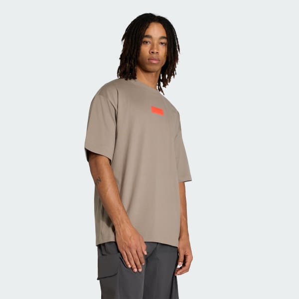 Brun AUDI REVOLUT F1 TEAM ELEVATED GRAPHIC I T-SHIRT