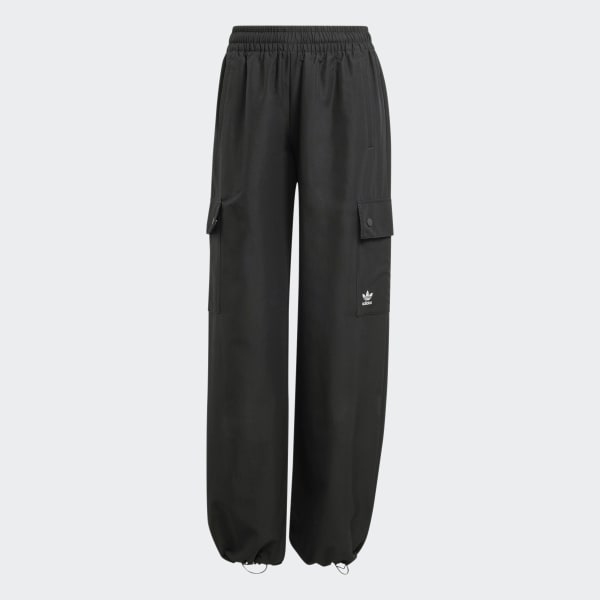 Essentials_Woven_Cargo_Pants_B