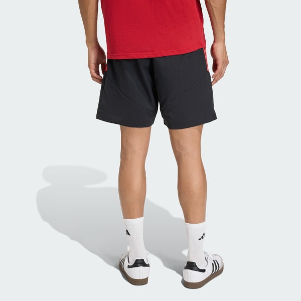 Schwarz Tiro 26 Competition Downtime Shorts