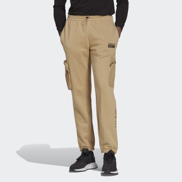 adidas originals ryv cuffed sweatpants in black