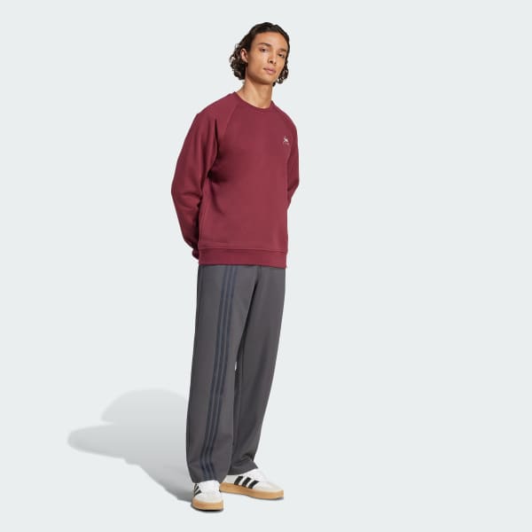 Burgundy Winter Resort Mountain Graphic Fleece Crewneck Sweatshirt
