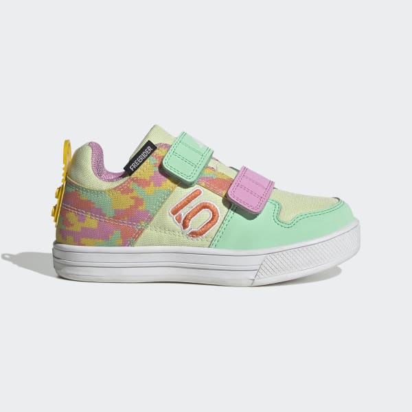 Five ten best sale youth shoes