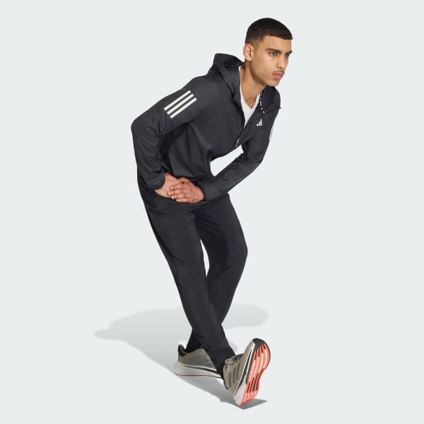 Negro Campera Own the Run