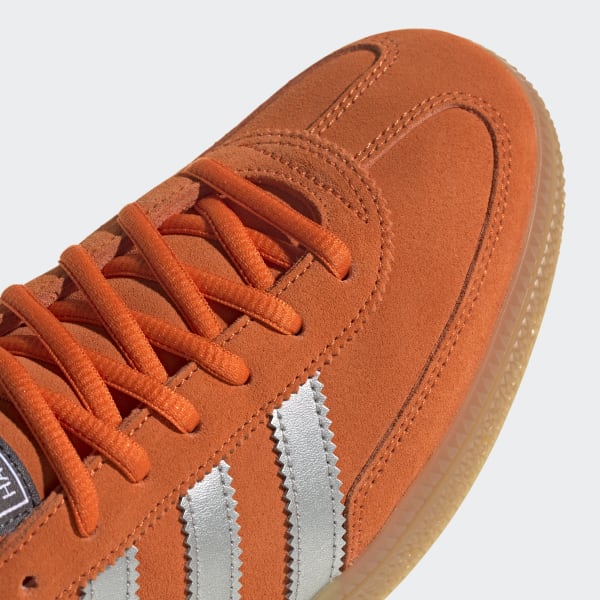 【新品正規品】adidas HANDBALL SPEZIAL 24.5 アディダス HANDBALL SPEZIAL - ベージュ | アディダス ジャパン